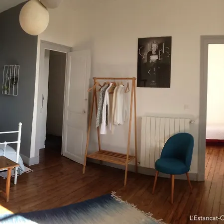 ベッド・アンド・ブレックファスト L'estancat