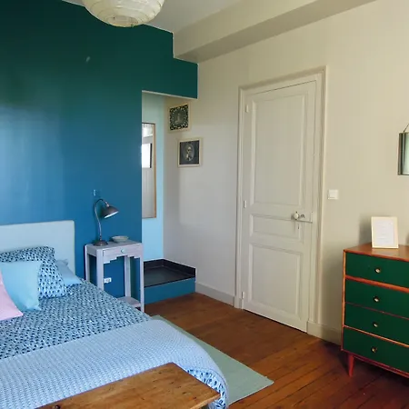 L'estancat فندق مبيت وإفطار 3*